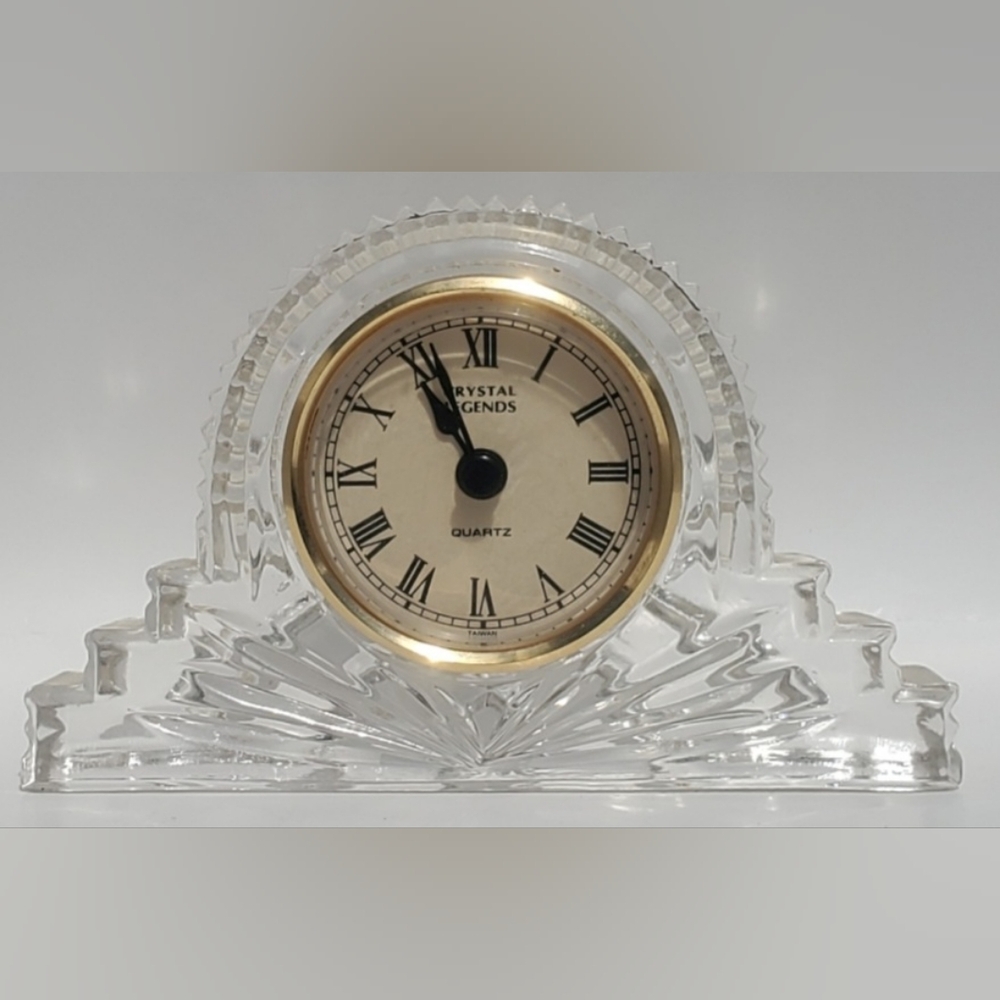 Vintage 1980's, Crystal Legends Clock by Godinger.  Works great and in excellent